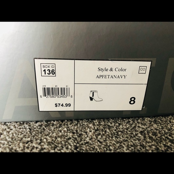 APT. 9  | NAVY | SUEDE | Heeled BOOTS | Size: 8  |
GOLD HARDWARE | - Picture 10 of 10